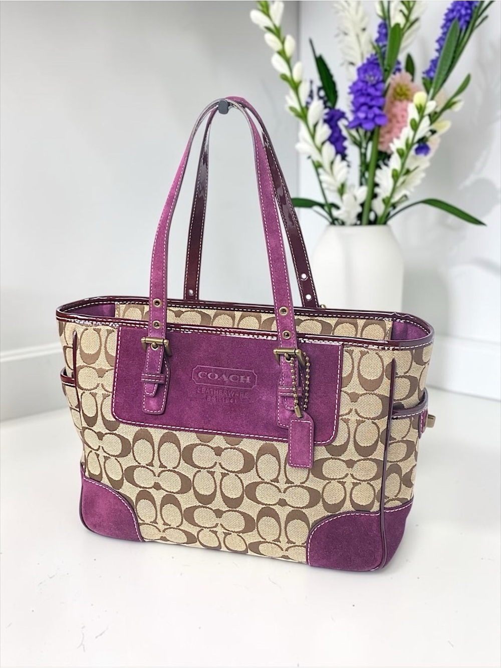 Coach Vintage Signature C Purple Suede Turnlock Tote - Picture 15 of 15